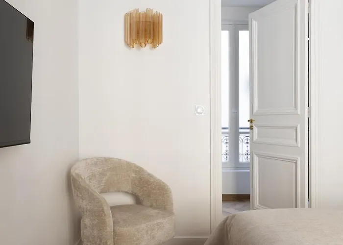 Lejlighed Champs Elysees Montaigne Luxury 2 Bedroom Paris