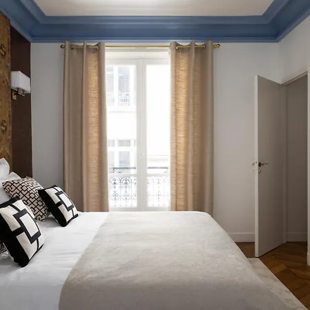 Apartman Champs Elysees Montaigne Luxury 2 Bedroom *